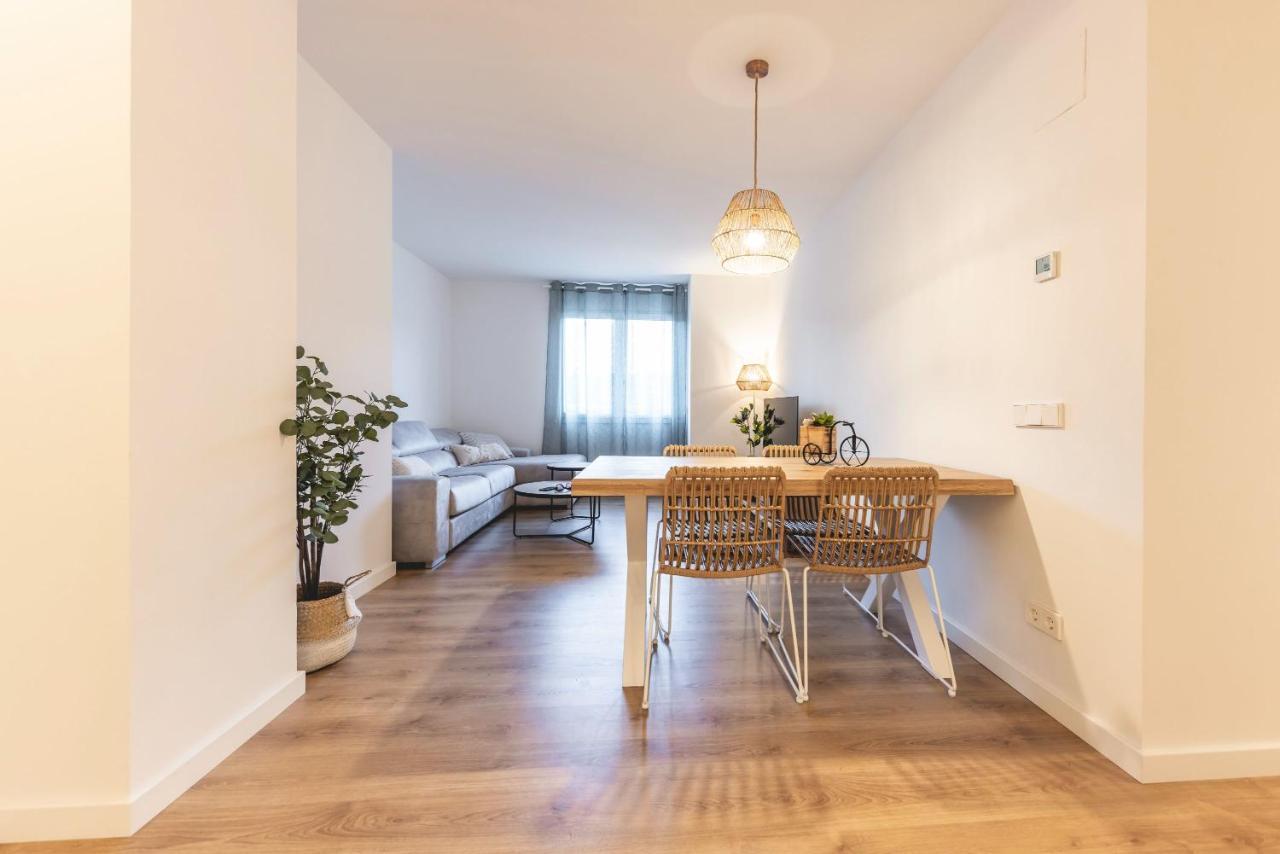Bravissimo Afra, 2-Bedroom Apartment Girona Dış mekan fotoğraf