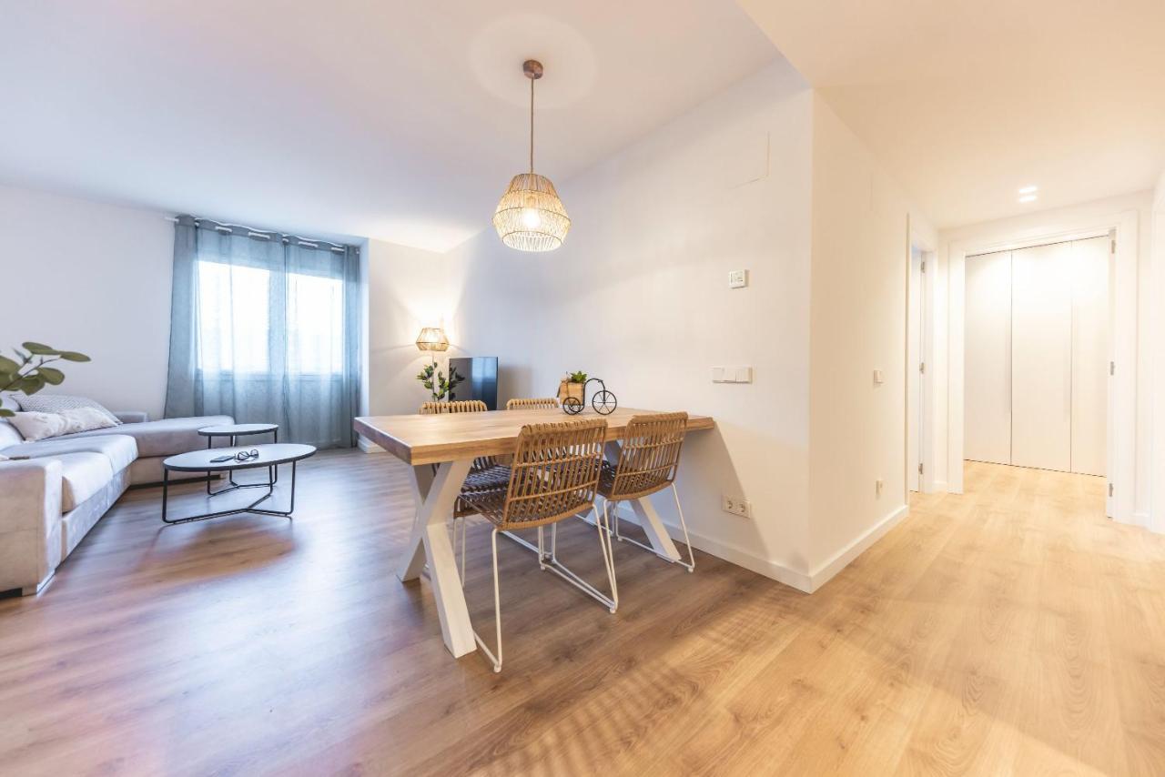 Bravissimo Afra, 2-Bedroom Apartment Girona Dış mekan fotoğraf